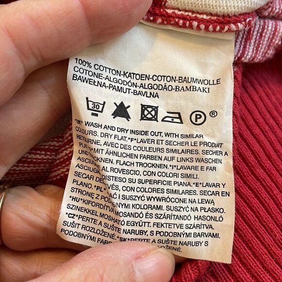 Vtg Levi’s red & white striped thin Henley neck sweater - Picture 10 of 10